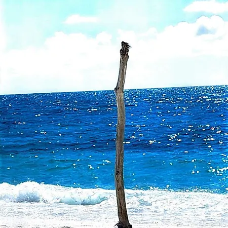 Les Estrelles Apartment *