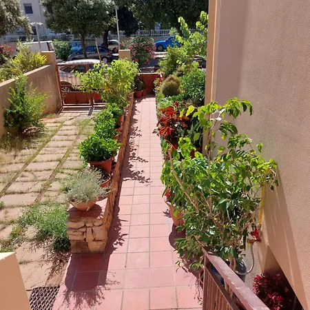 Les Estrelles Apartment