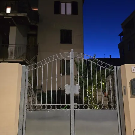 Les Estrelles Apartment *