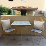 Les Estrelles