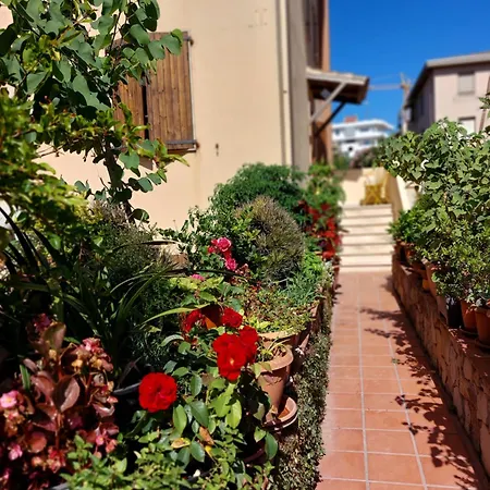 Les Estrelles Apartment *